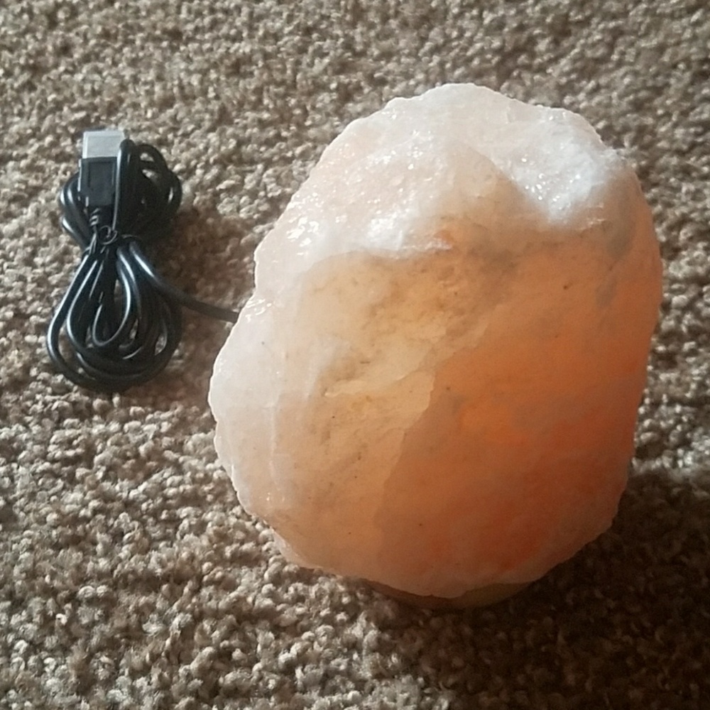 Healthy salt lamp
